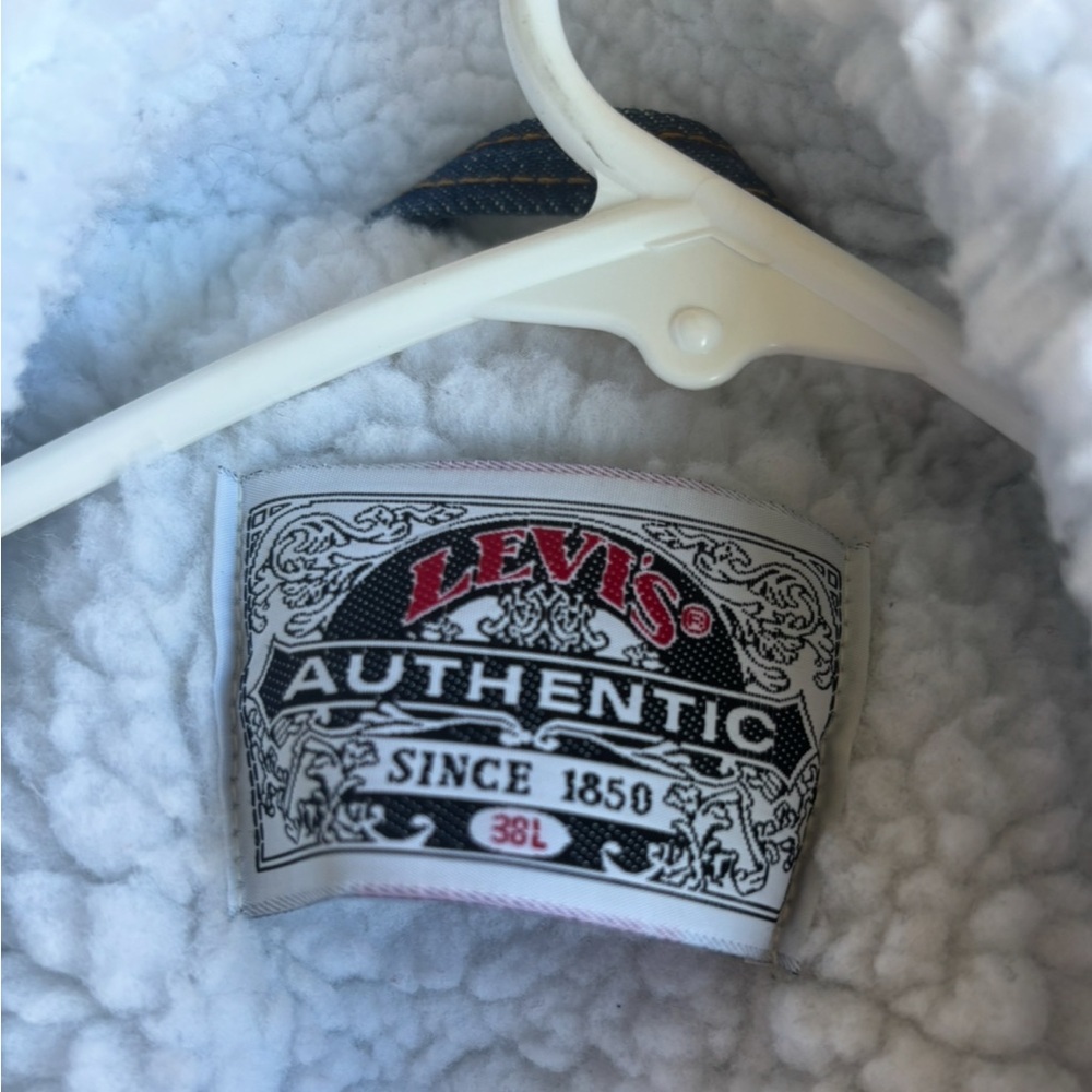 Vintage Levi's Authentic Sherpa Jacket - Picture 2 of 2